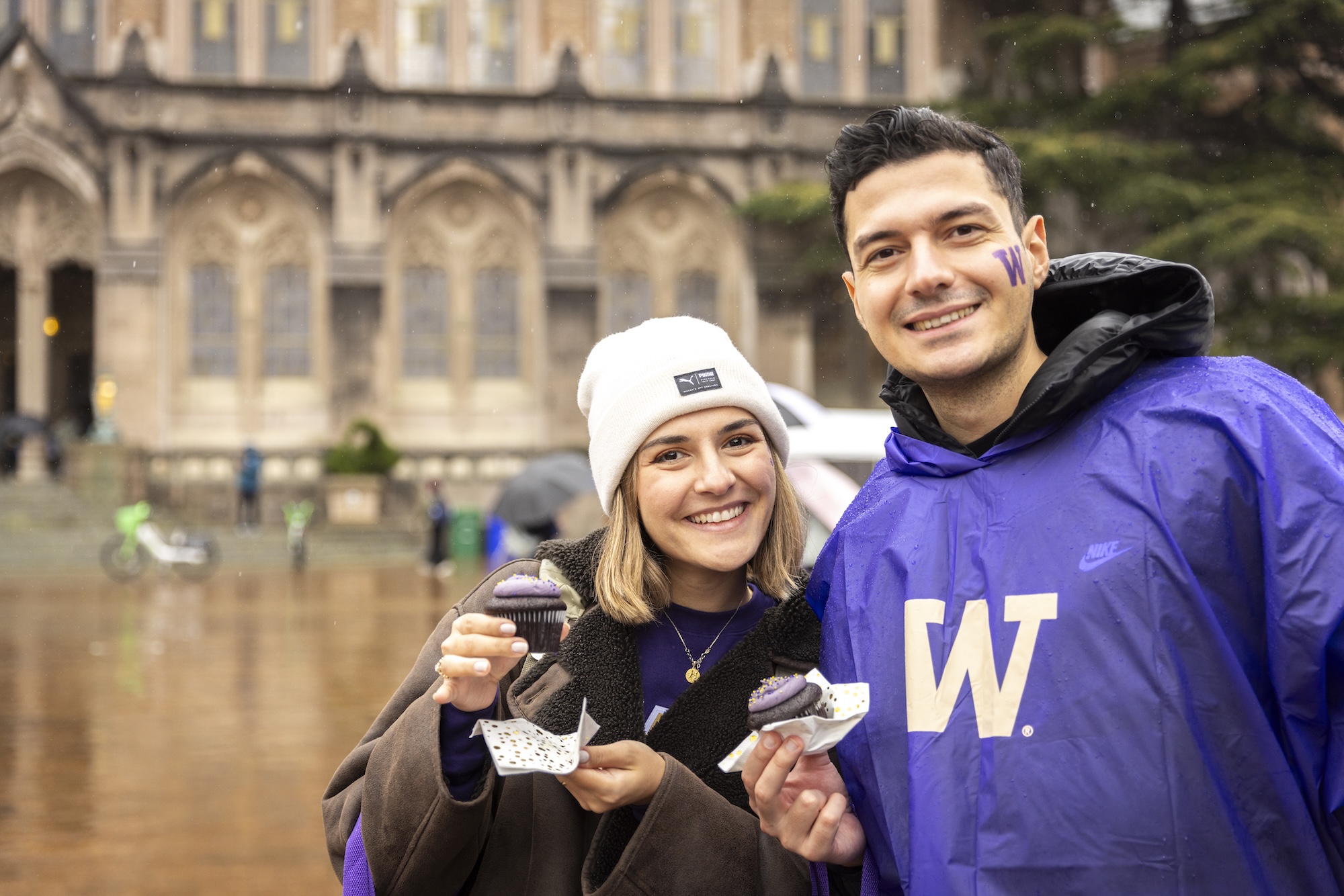 Two students in husky gear at Dawg Daze in Red Square